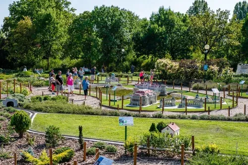 SZILVANAP SZARVASON 8