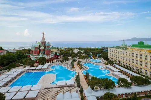 Elképesztő Antalya nyaralás – napfény és luxus minden mennyiségben 2