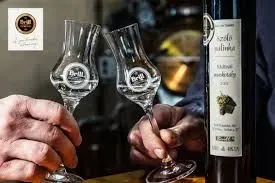 MÉZESKALÁCS ÉS PÁLINKÁS ÉLMÉNYEK 2