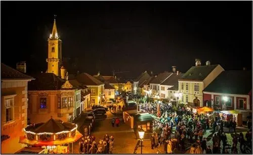 ADVENT FRAKNÓ VÁRA ÉS RUSZT 2