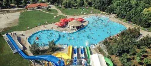 LIPÓTI TERMÁL ÉS ÉLMÉNYFÜRDŐ
- REGGELI A LIPÓTI PÉKSÉGBEN 4