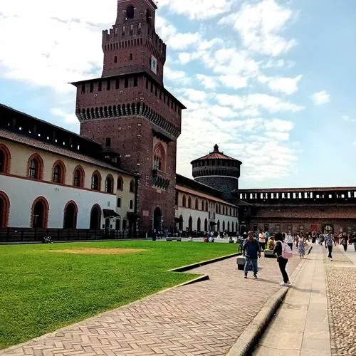 LOMBARDIA ELEGÁNS VÁROSAI
MONZA ÉS MILÁNÓ 3