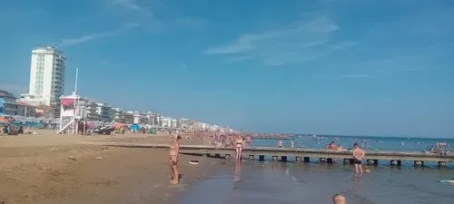 Utazás kép Jesolo - LUBICKOLÁS AZ OLASZ ADRIÁN