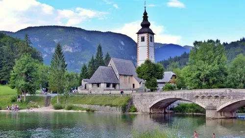 Utazás kép A JÚLIA-ALPOK ÉKSZERDOBOZAI
BLED – KRANJ - BOHINJ - LJUBLJANA