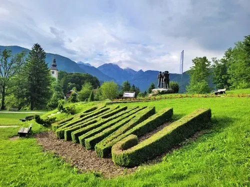 A JÚLIA-ALPOK ÉKSZERDOBOZAI
BLED – KRANJ - BOHINJ - LJUBLJANA 1