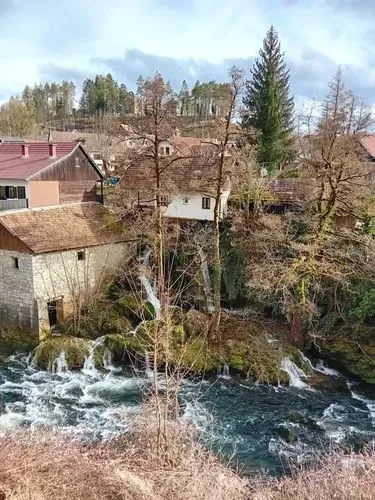 SMARGDZÖLD CSODÁK FÖLDJÉN - 
PLITVICE – SLUNJ - ZÁGRÁB 7