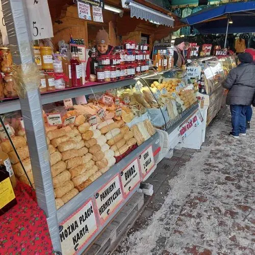 ZAKOPANE MESÉS VILÁGA ÉS A VILÁG
LEGNAGYOBB HÓ-LABIRINTUSA 7