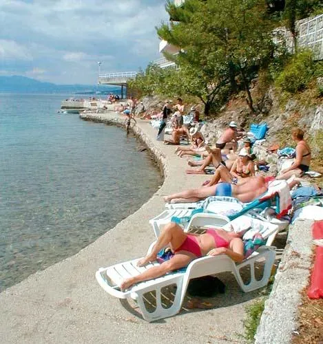 Nyári kaland Kraljevicán, a horvát tengerpart mellett**
5 NAPOS PIHENÉS AUTÓBUSSZAL HORVÁTORSZÁGBAN
KRALJEVICA: HOTEL UVALA SCOTT ** 3