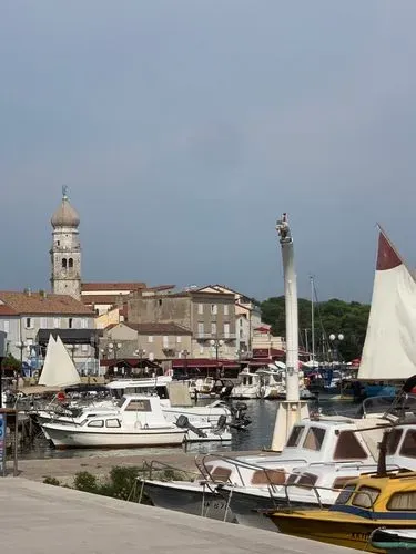 Nyári kaland Kraljevicán, a horvát tengerpart mellett**
5 NAPOS PIHENÉS AUTÓBUSSZAL HORVÁTORSZÁGBAN
KRALJEVICA: HOTEL UVALA SCOTT ** 7