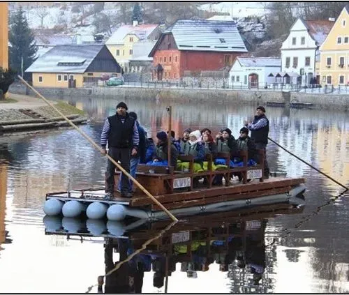 Advent a mesék városaiban,
Český Krumlov – České Budějovice
1 éjszaka szállással 3