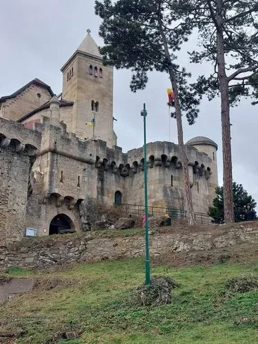 HINTERBRÜHLI TAVASBARLANG - 
LIECHTENSTEIN VÁRA - MÖDLING 10
