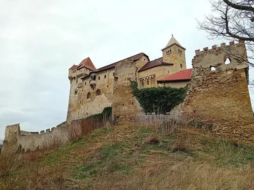 HINTERBRÜHLI TAVASBARLANG - 
LIECHTENSTEIN VÁRA - MÖDLING 3