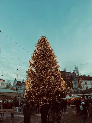 ADVENT LJUBLJANA 2