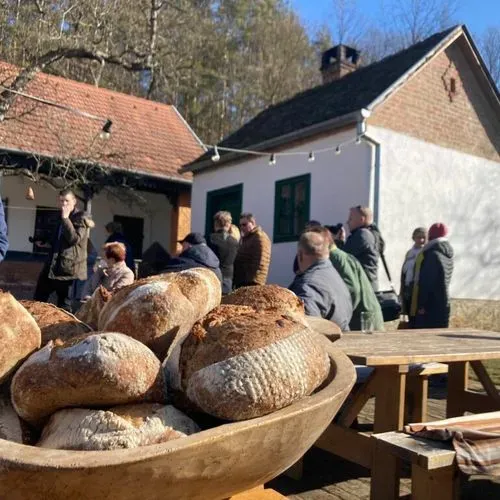 Magyarhertelendi fürdő
és Orfű 2