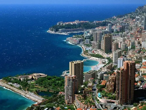 MENTON CITROM FESZTIVÁL
Egy életre szóló élmény
 3