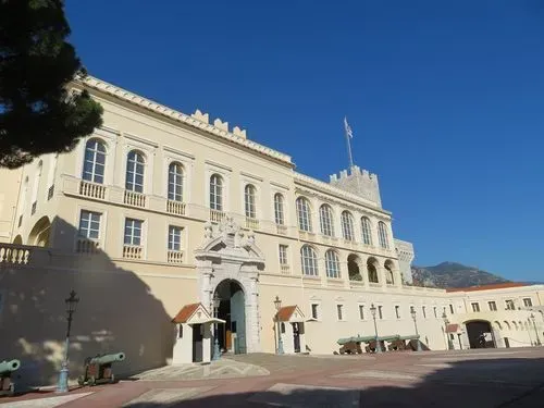 MENTON CITROM FESZTIVÁL
Egy életre szóló élmény
 4