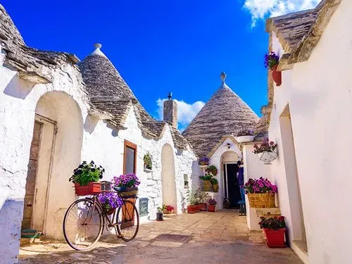 Utazás kép Puglia és San Marino világörökségei busszal