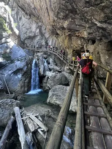 ÉLMÉNYEK A MEDVE-SZURDOKBAN 3