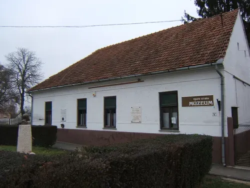 Fekete István 125.
Gölle – Dombóvár - Bakóca 2