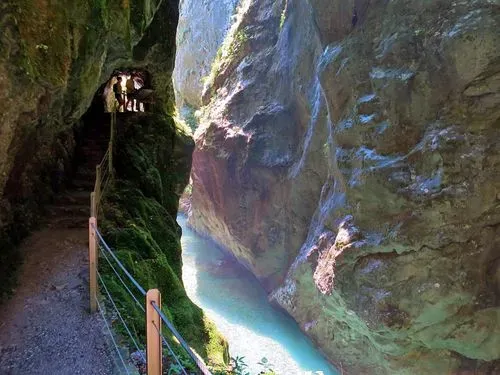 TOLMIN SZURDOK és SKOFJA LOKA 6
