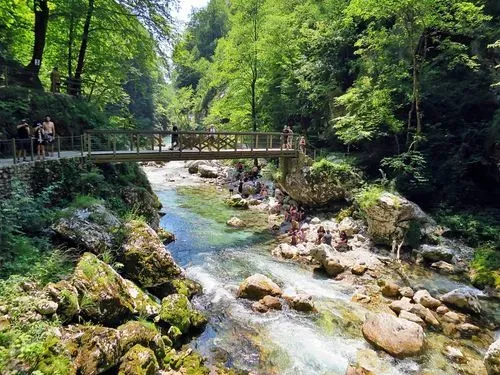 TOLMIN SZURDOK és SKOFJA LOKA 7