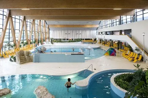 GUNARAS FÜRDŐ ÉS A 
MIKLÓSVÁRI PARKERDŐ 1