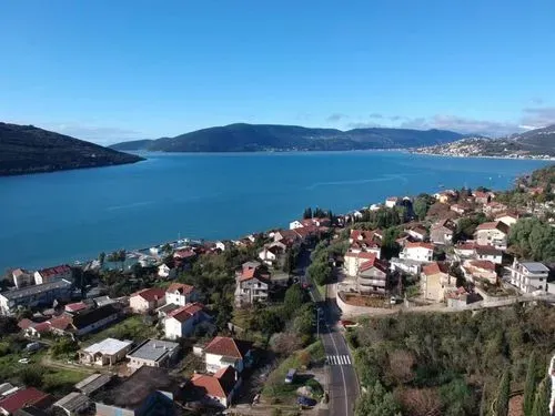 NYÁRUTÓ A VARÁZSLATOS MONTENEGRÓBAN  8