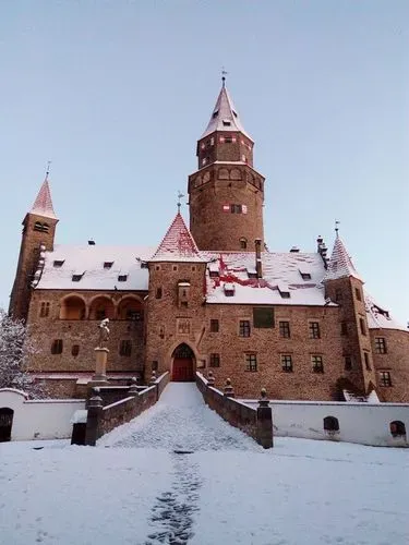MESEBELI ADVENT A PÁRATLAN MORVAORSZÁGI VÁROSOKBAN
MIKULOV-BRNO-OLMÜTZ-BOUZOV VÁRA 5