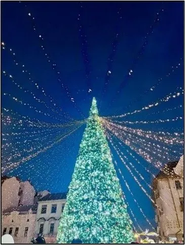 ADVENTI VARÁZSLAT
NAGYVÁRADON 1