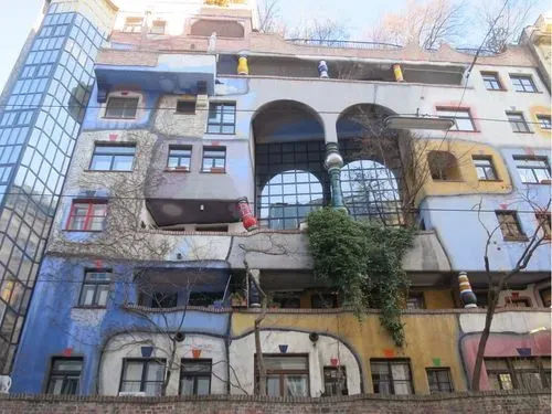 BÉCS – HUNDERTWASSER - 
Színek, formák és természet harmóniája Bécs szívében 2