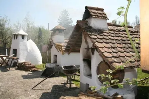 MAGYARHERTELENDI FÜRDŐ ÉS ORFŰ 2
