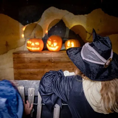 HALLOWEEN

FAMILYPARK - AUSZTRIA
KICSIKNEK ÉS NAGYOKNAK 4