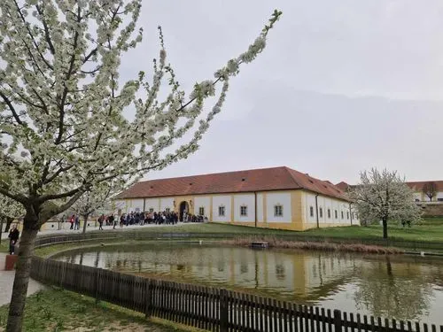 HÚSVÉT SCHLOSSHOFBAN és POZSONYBAN 11