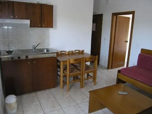 NYUGAT KRÉTA 2-4 FŐS APARTMAN 4
