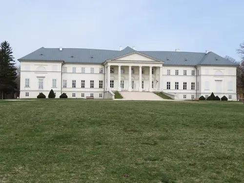 DISZNÓTOROS A GYÖRKÖNYI PINCÉKNÉL -
Dég - Festetics kastély,Simontornya 1