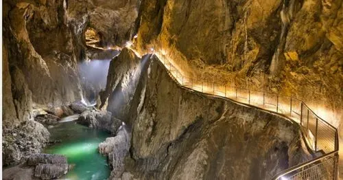 Nyári kaland a napfényes Szlovéniában
5 NAPOS PIHENÉS ÉS FELTÖLTŐDÉS ANKARANBAN  4