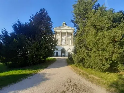 BAJMÓCI KASTÉLY – SIRÁLY KILÁTÓ
ÉS KISTAPOLCSÁNY  3