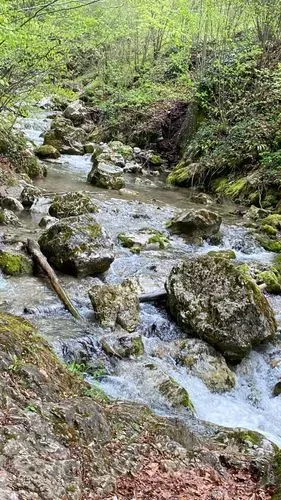 A HOHE WAND ÉS A
MYRA-VÍZESÉS 3