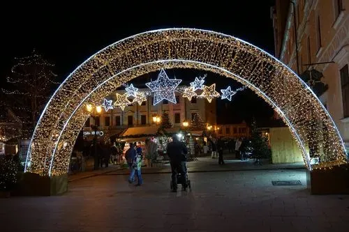 ADVENT FÉNYEI - Pannonhalma és Győr  3