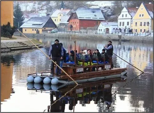   Advent a mesék városaiban,
Český Krumlov – České Budějovice
1 éjszaka szállással 6
