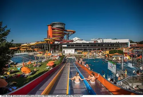 SONNENTHERME LUTZMANNSBURG - Élmény, szórakozás és kikapcsolódás az egész családnak 1