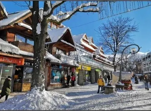 ADVENT KRAKKÓ-WIELICZKAI SÓBÁNYA- ZAKOPANE- 2 nap/ 1 éjszaka szállással 5