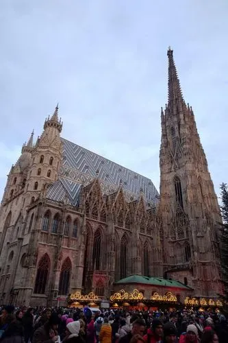 ADVENT BÉCSBEN
SHOPPING CITY SÜD 3