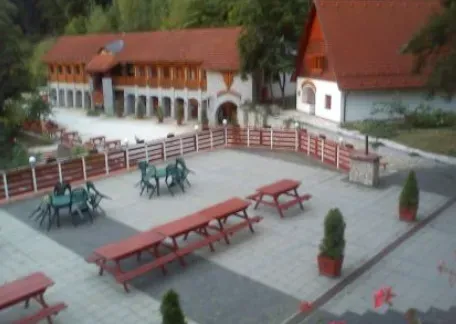 CSEPPKŐBARLANGOK VILÁGA  AGGTELEK ÉS DOMICA 3