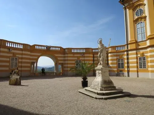 MYRA-VÍZESÉS 
ÉS A MELKI APÁTSÁG 6