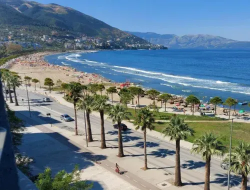 ALBÁNIA KINCSEI
A HEGYEKTŐL A JÓN-TENGERIG 6