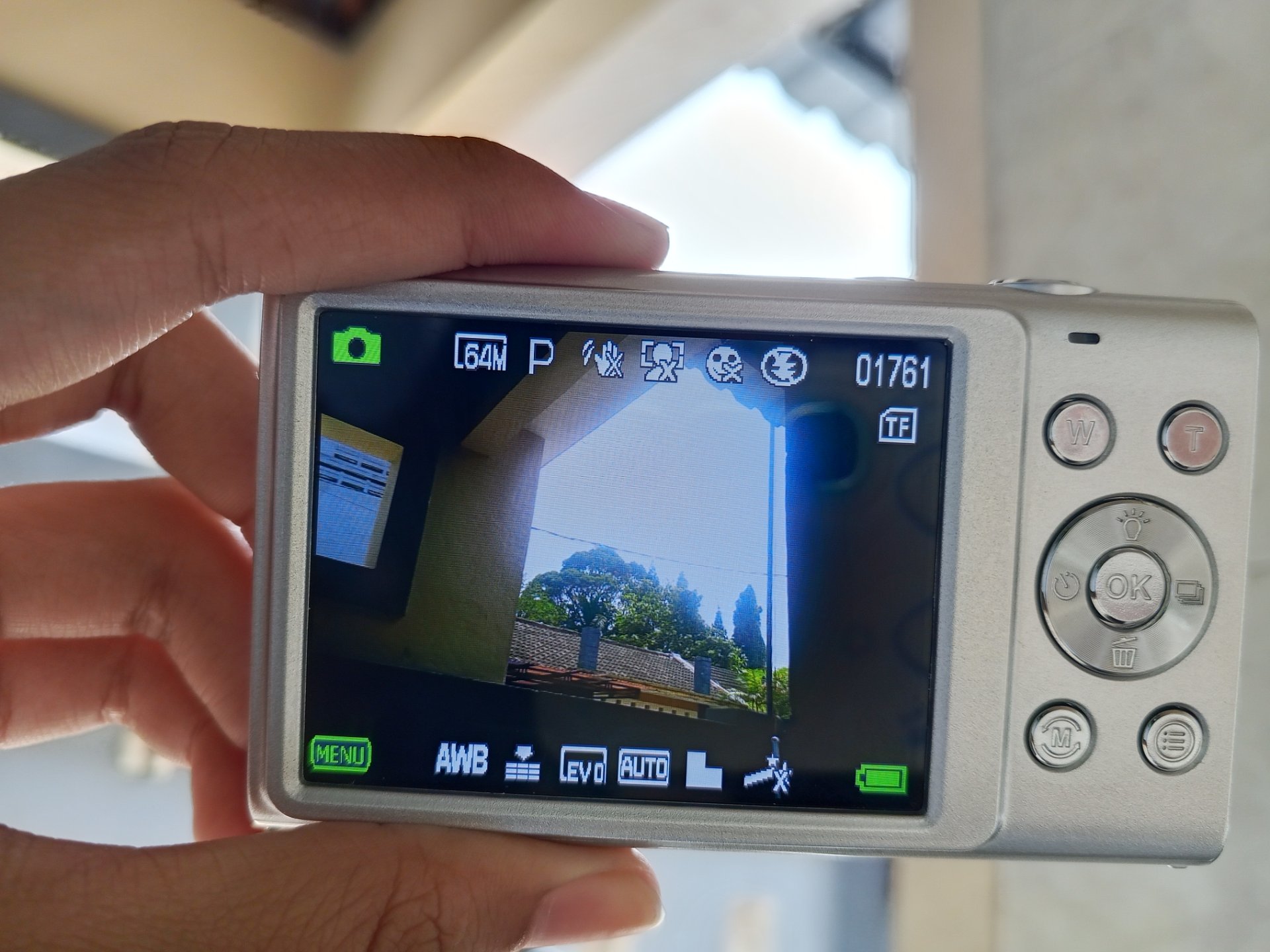 shutter_screen