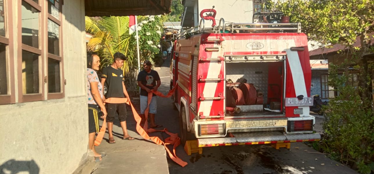 Pemerintah Kabupaten Kepulauan Sitaro Salurkan Air Bersih Dalam Rangka Penanganan Kekeringan dan Rawan Air