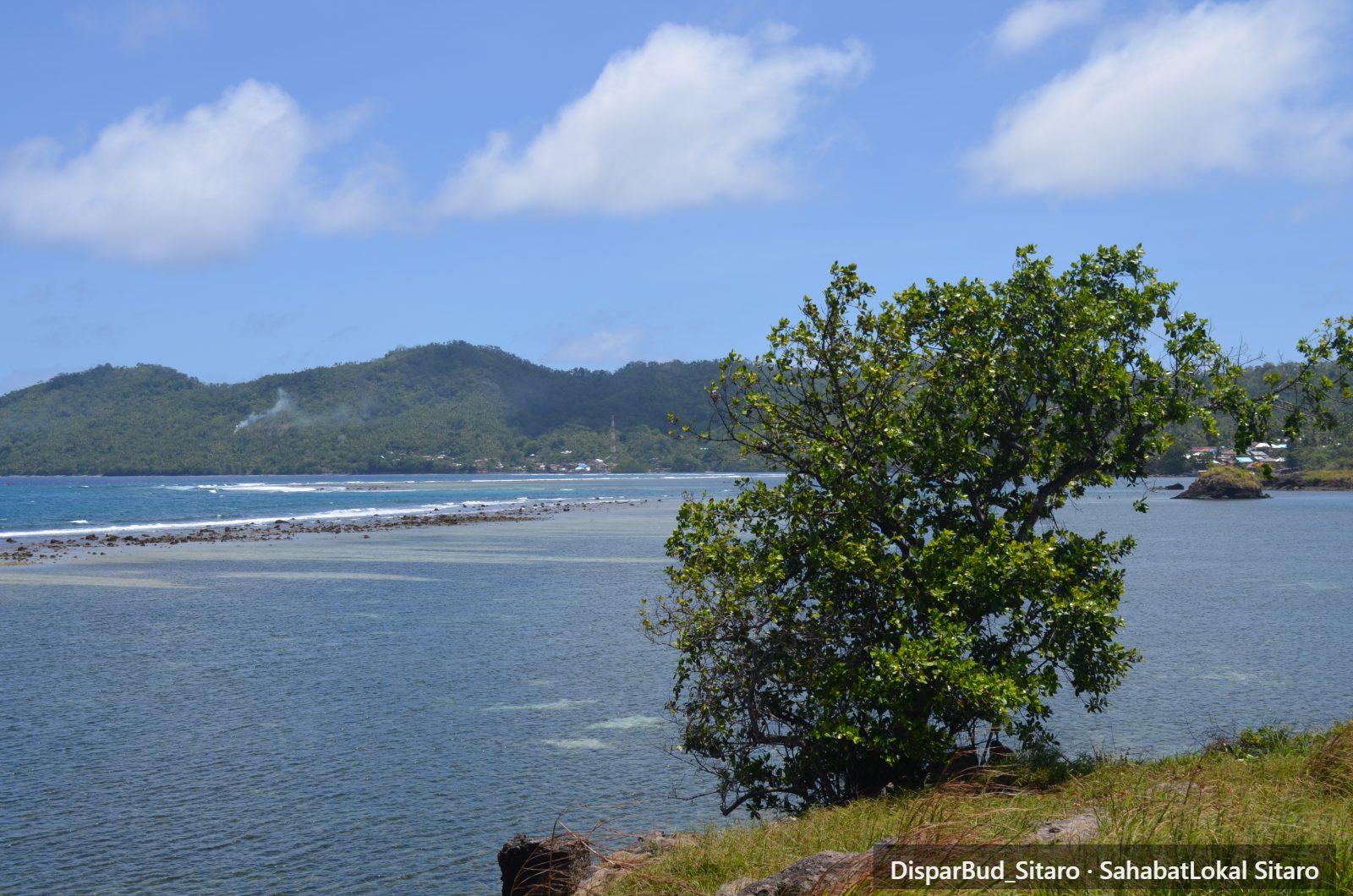 Pantai Lamango foto 2