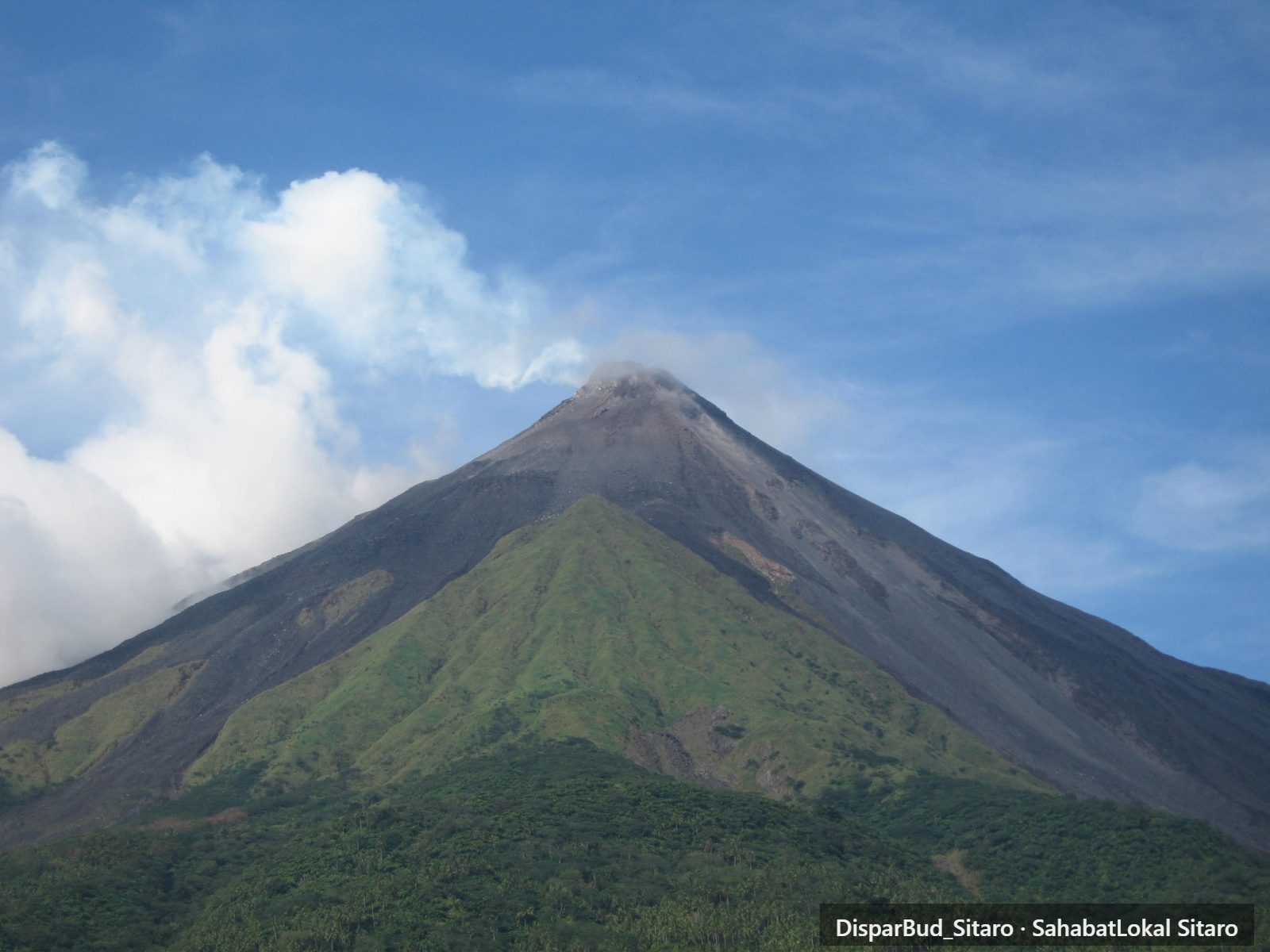 Gunung Karangetang foto 3